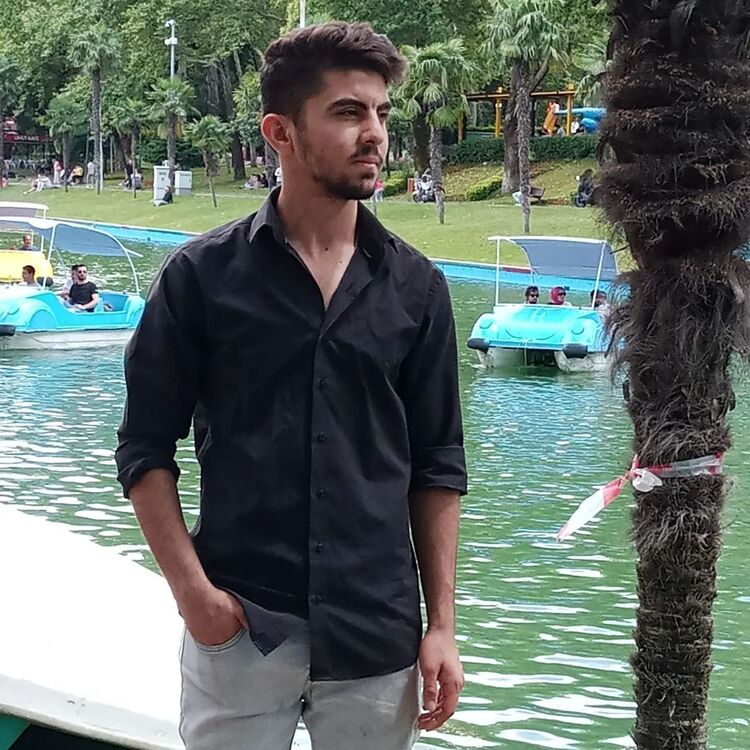  ,   Umut, 22 ,   ,   