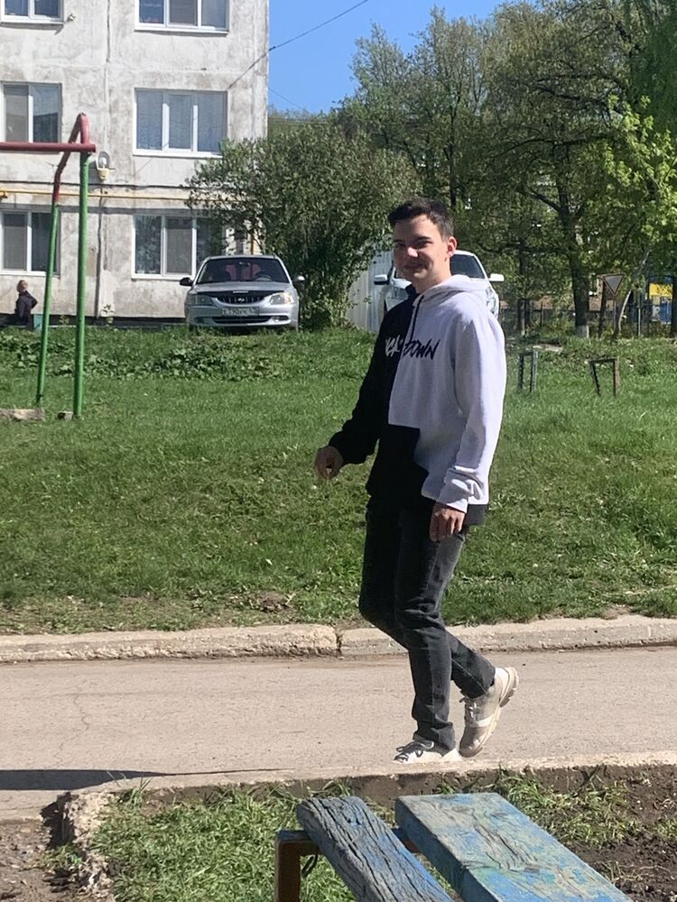  45942805  , 20 ,    