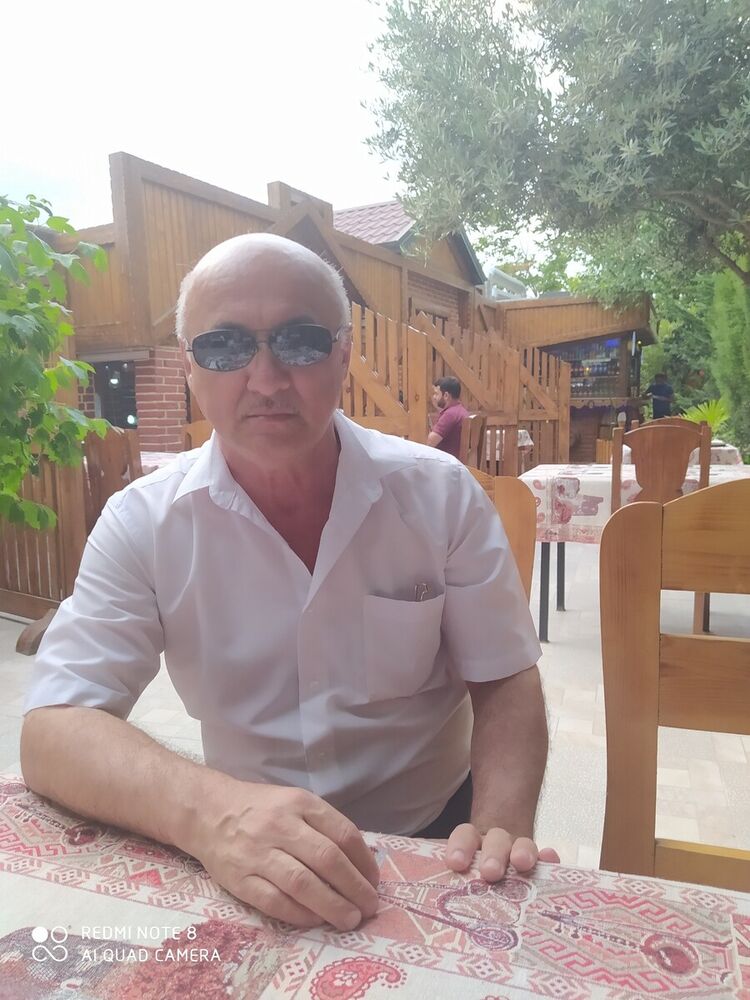  ,   Elcin, 55 ,   ,   , c 