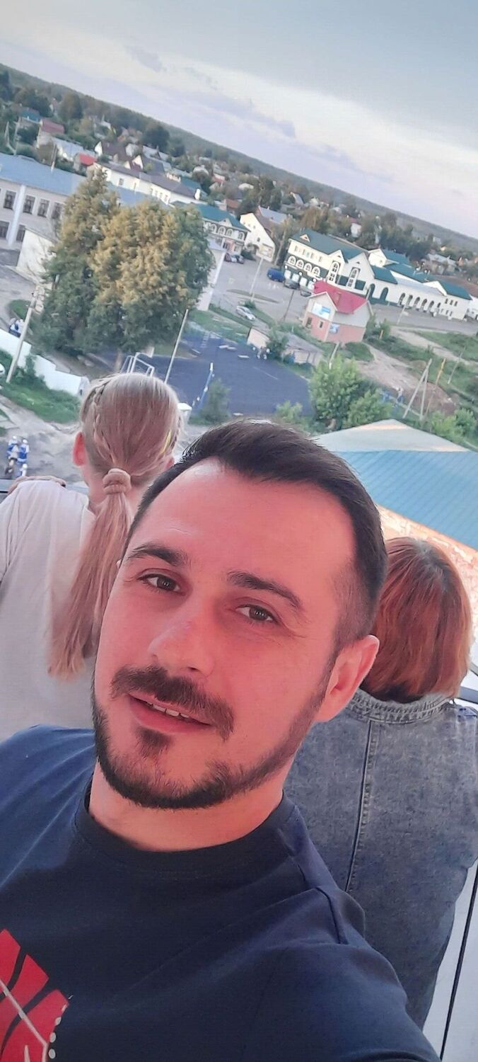  44875585  , 32 ,    