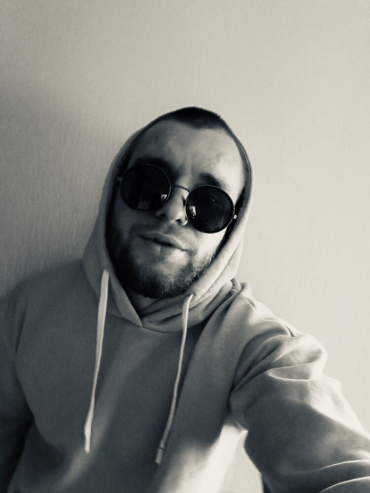  47692655  , 24 ,    