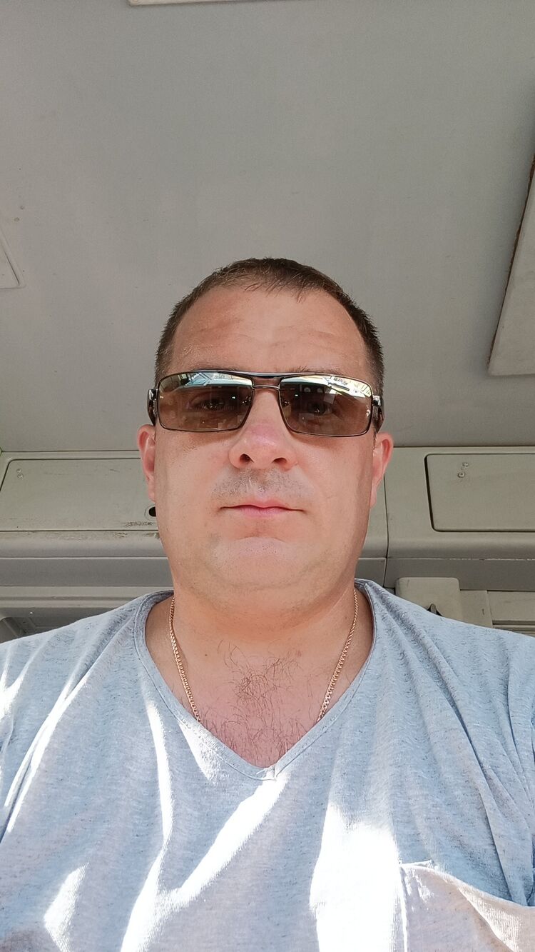  37067025  , 37 ,     