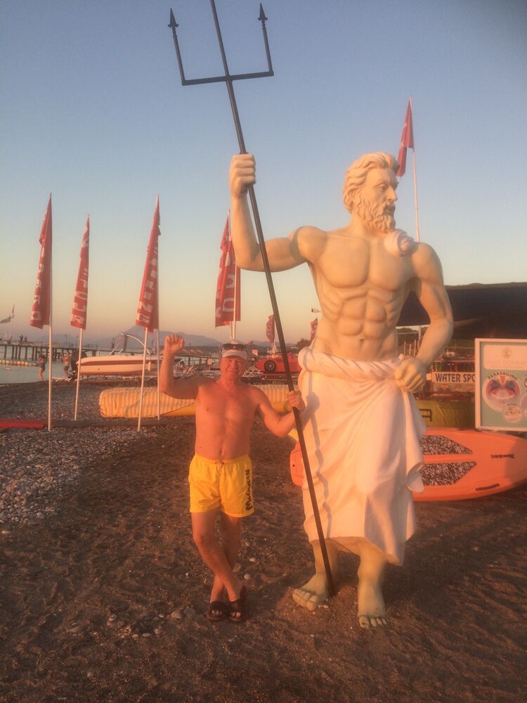  32391315  Sergei, 56 ,    -