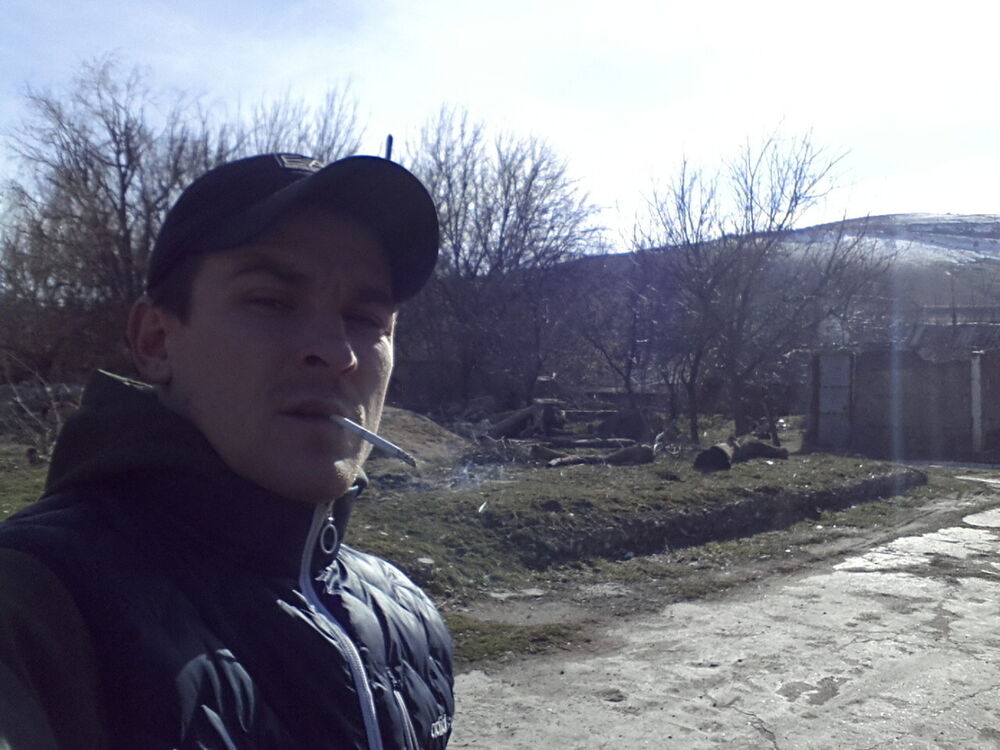  15210275  , 31 ,    