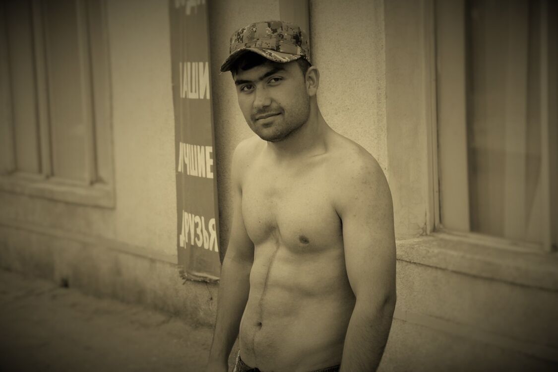 5577185  Beha, 37 ,    