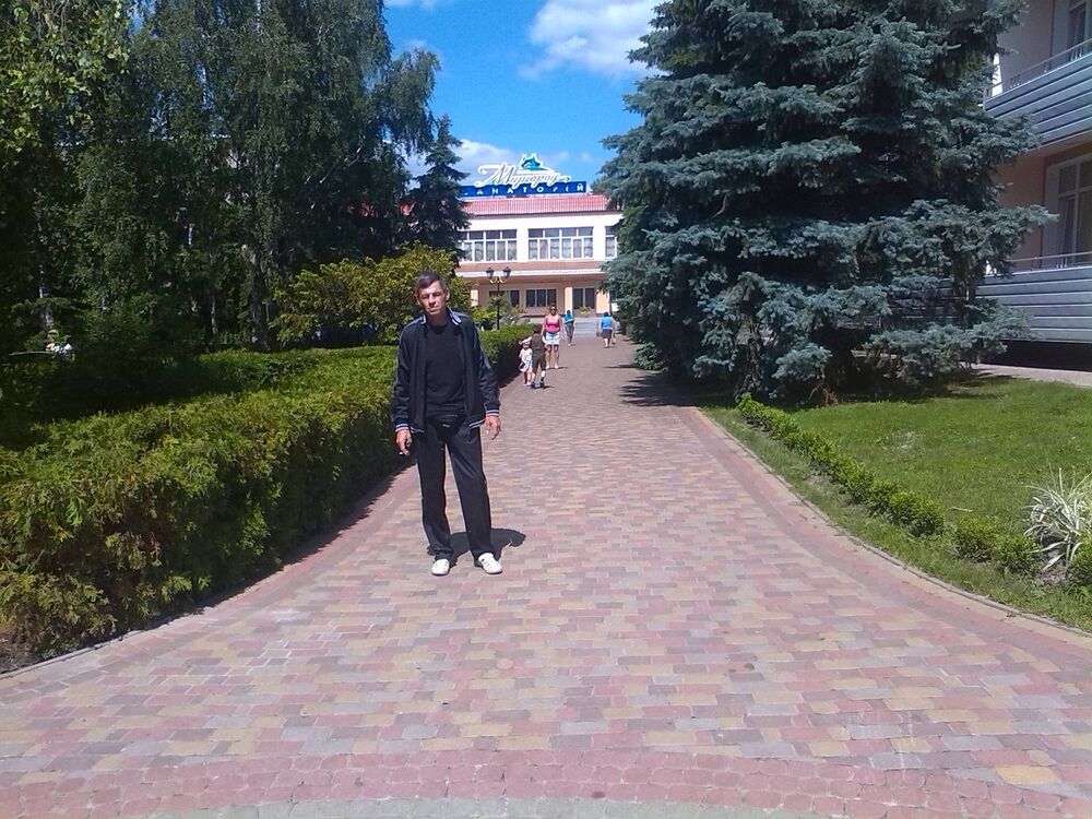  7597325  Oleg, 61 ,    