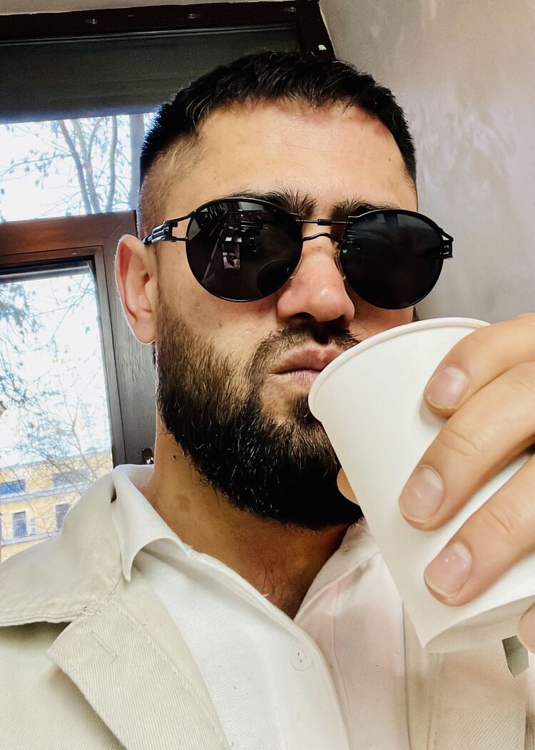 ���� 26250735 ������� Bekhruz, 37 ���, ���� ���������� � �����-����������