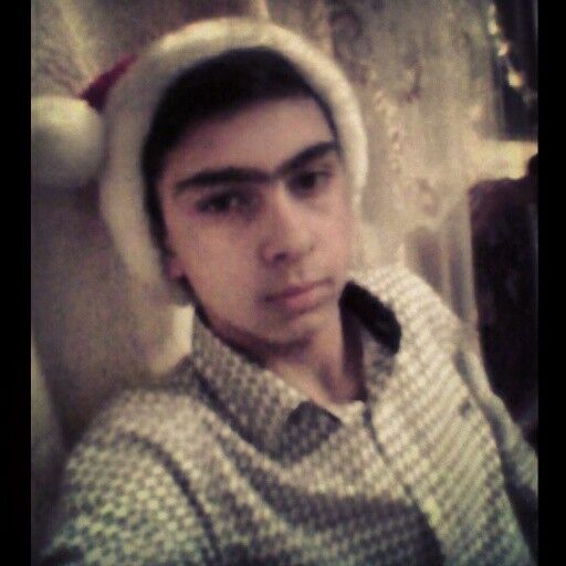  7032455  Arman, 29 ,    