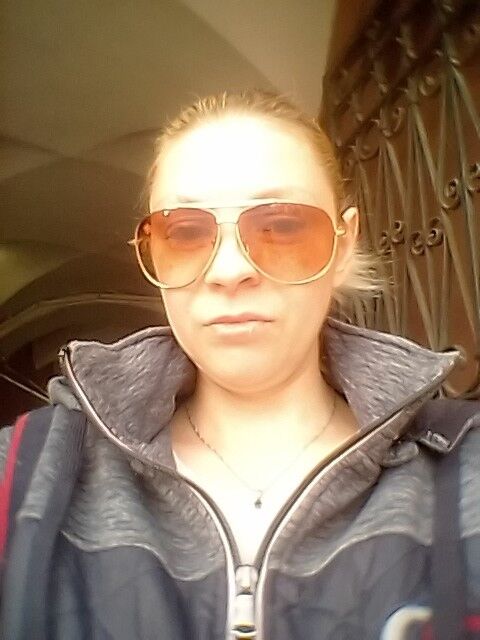  19737135  Katia, 39 ,    