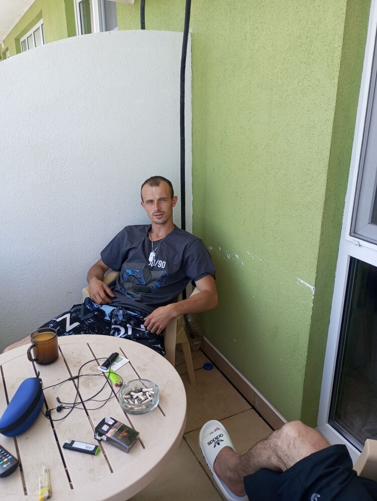  ,   , 33 ,   c 