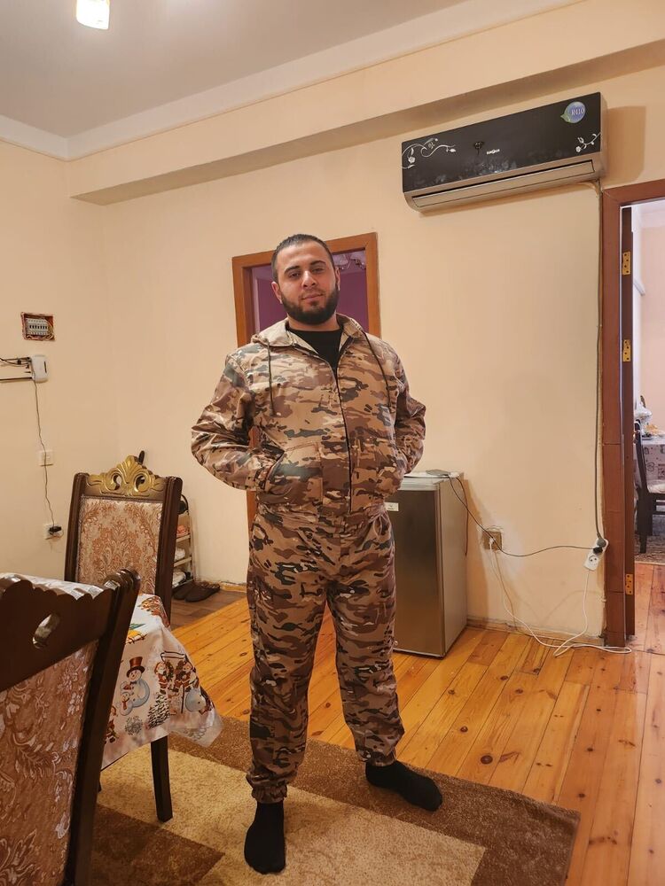  44698915  Alik, 31 ,    