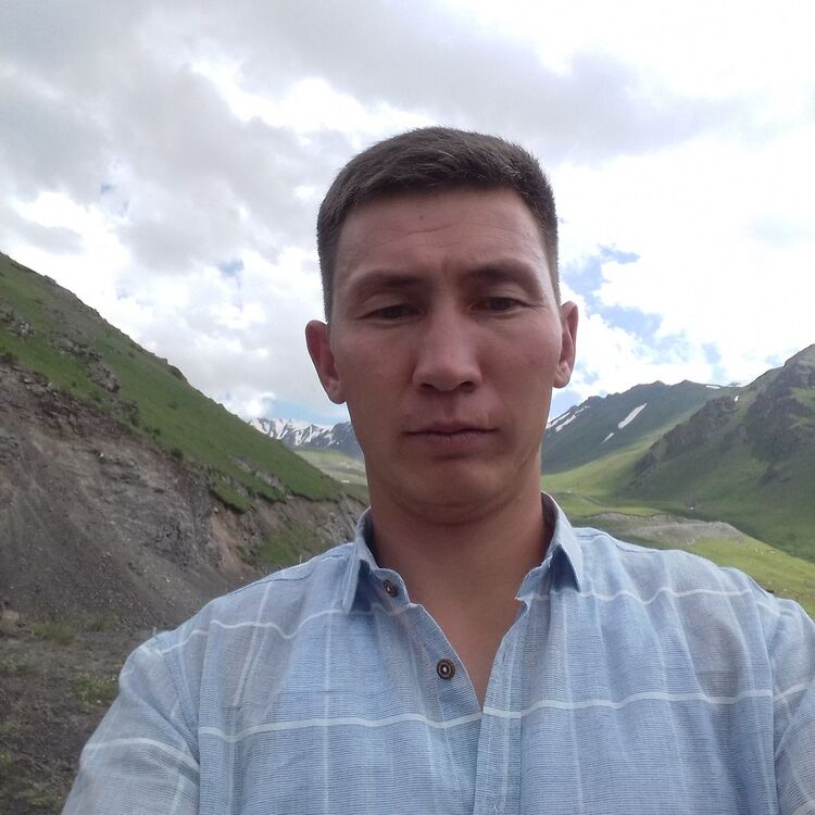  ,   Azat, 35 ,   ,   , c 