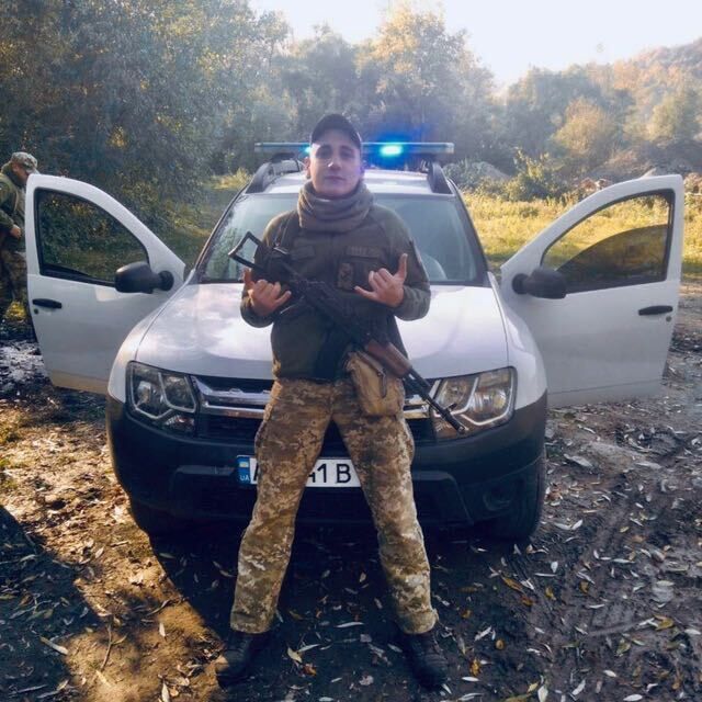  39869895  , 24 ,    