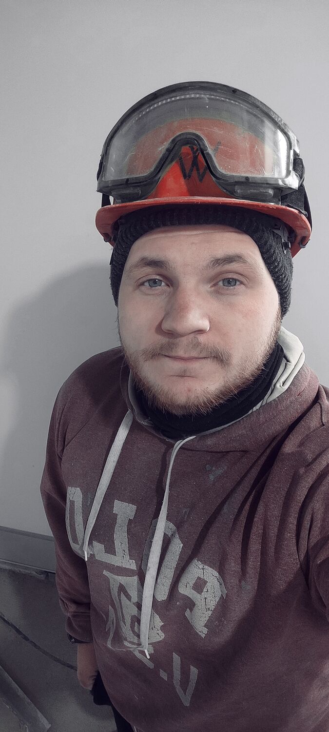  41344885  , 28 ,    
