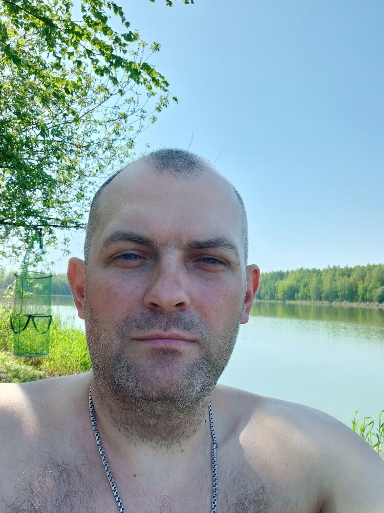  44456485  , 42 ,    