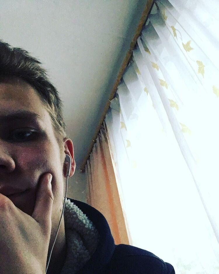  29505475  , 25 ,    