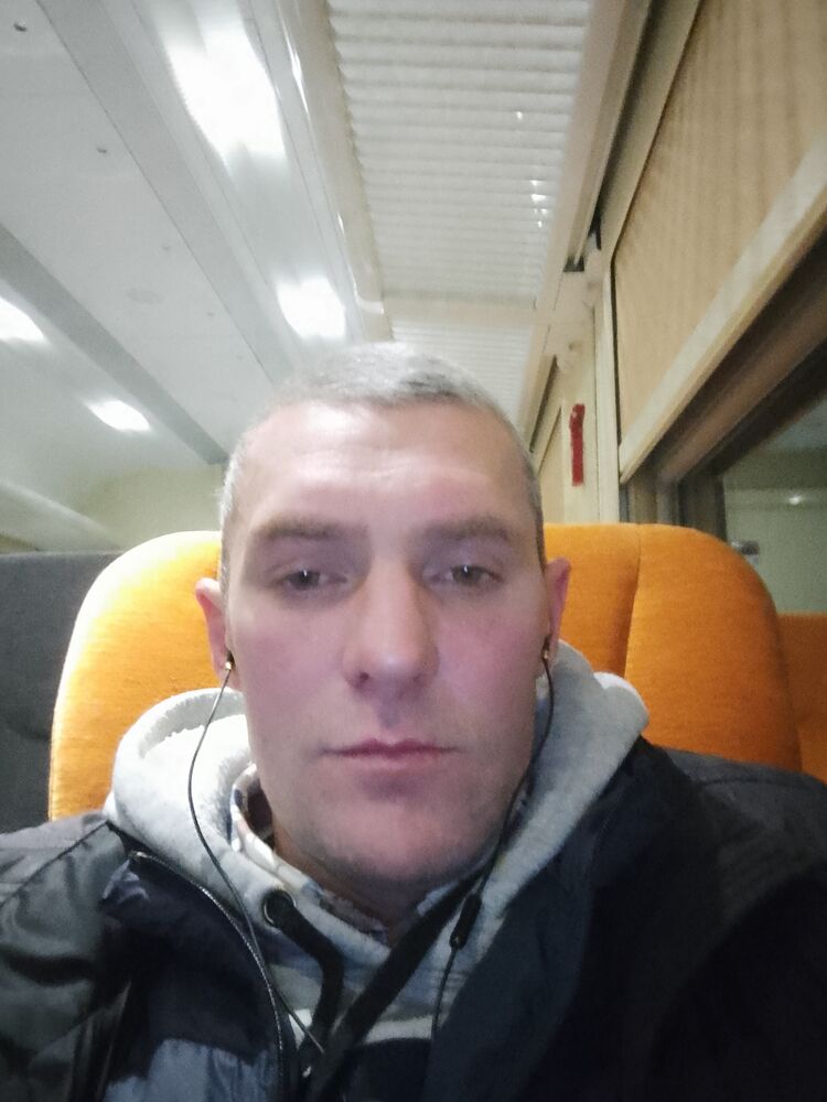  -,   Ivan, 44 ,   ,   , c , 