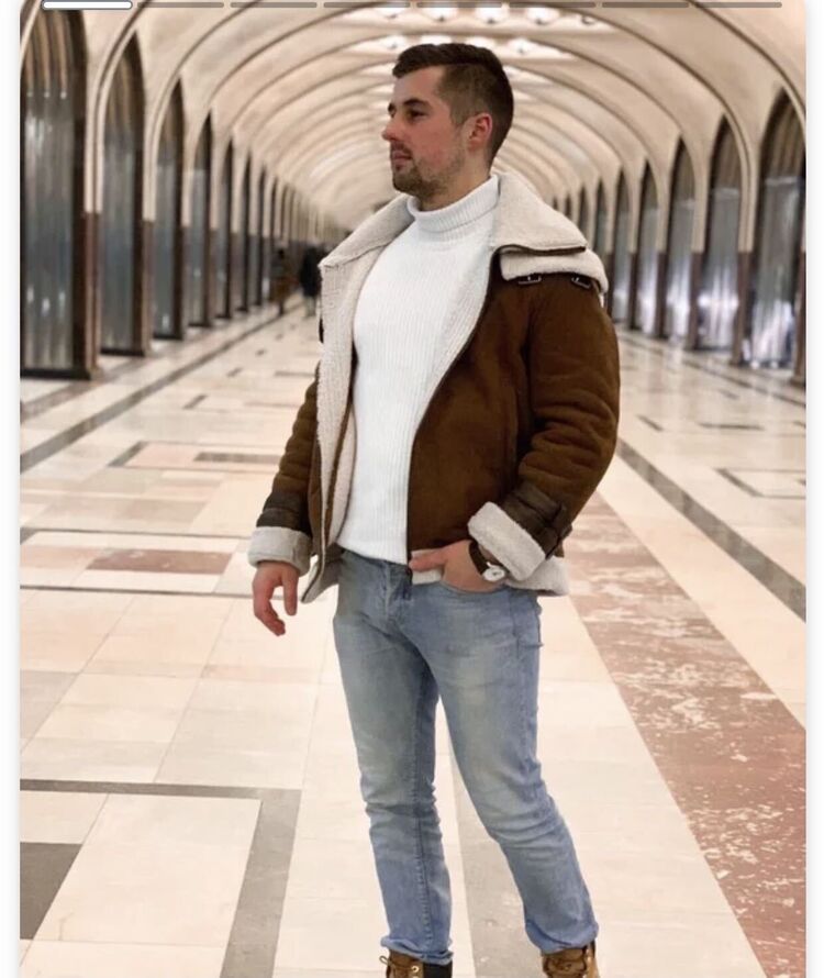  ,   Alex, 32 ,   ,   
