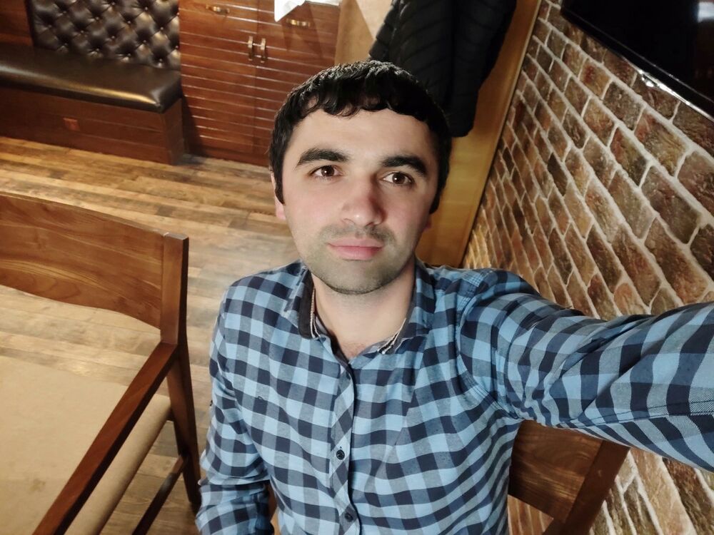  ,   Rustam, 33 ,   ,   , c , 