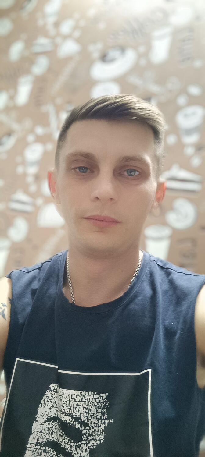  39373535  Ivan, 30 ,    