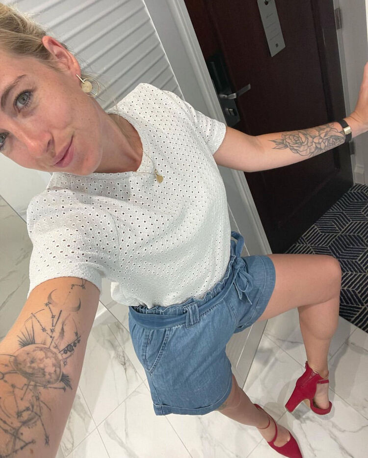 ���������� Avon, ���� ������� Simona, 42 ����, ������������ ��� ������, ����� � ���������