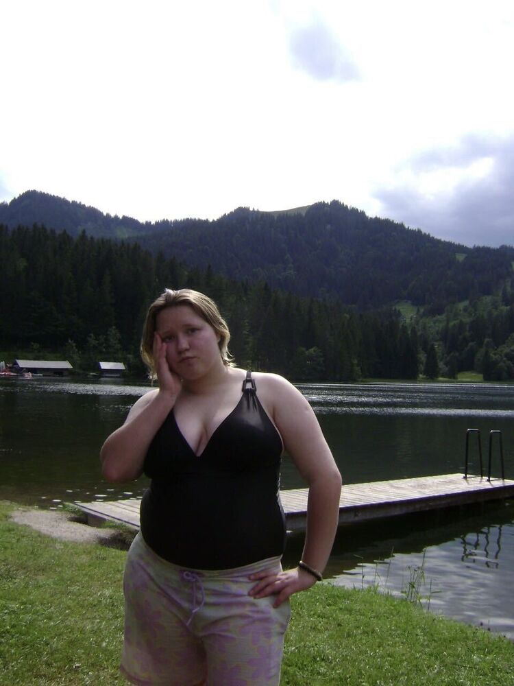  49549725  Sacha, 19 ,    Hoyerswerda