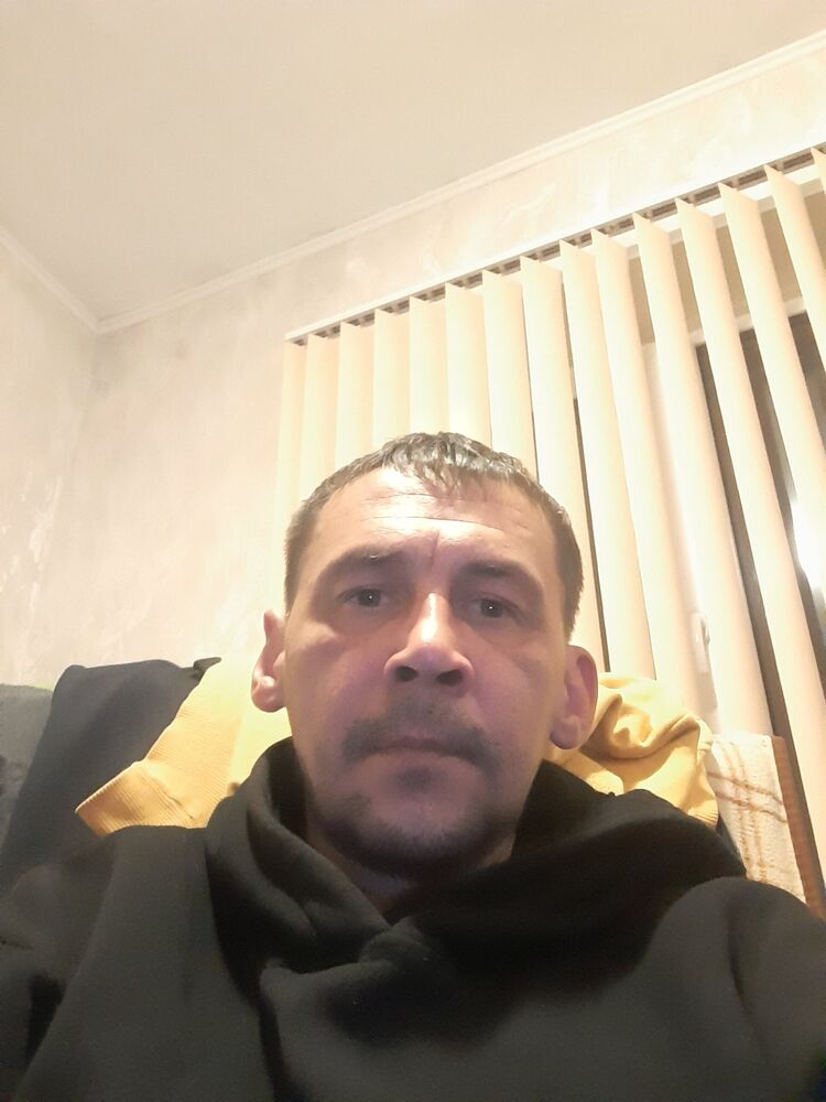  46896245  , 35 ,    