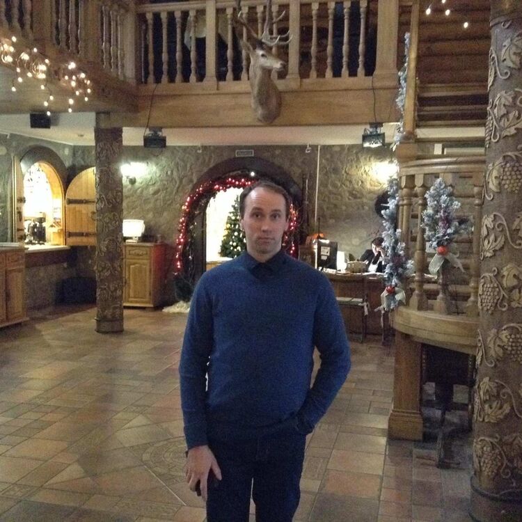  ,   Andrej, 43 ,   ,   , c 