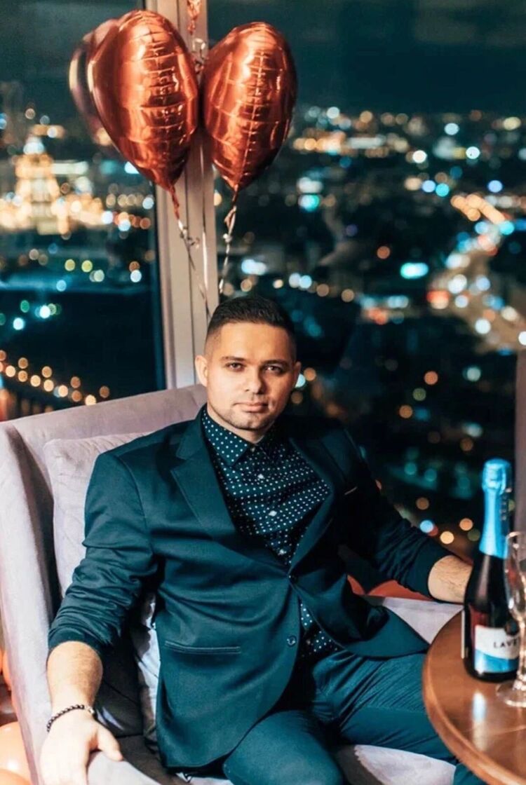  Sandweiler,   Sergei, 32 ,   ,   
