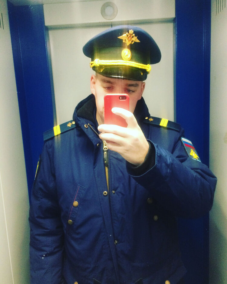  43851665  , 27 ,    