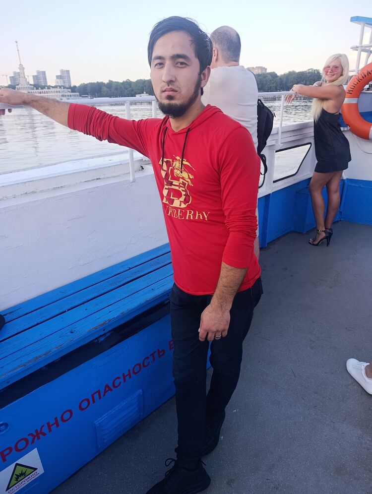  52872255  Husanboy, 22 ,    