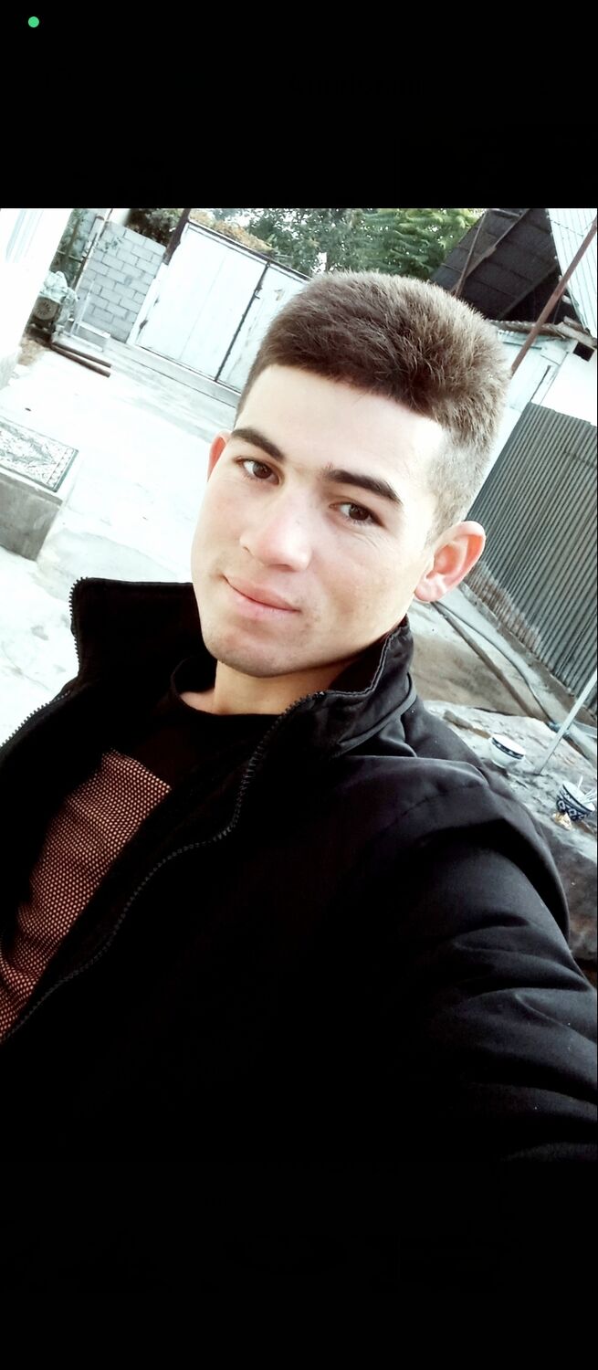  42128625  , 23 ,    