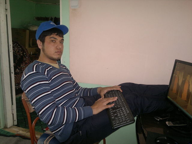  ,   Firdavs, 32 ,   ,   , c , 