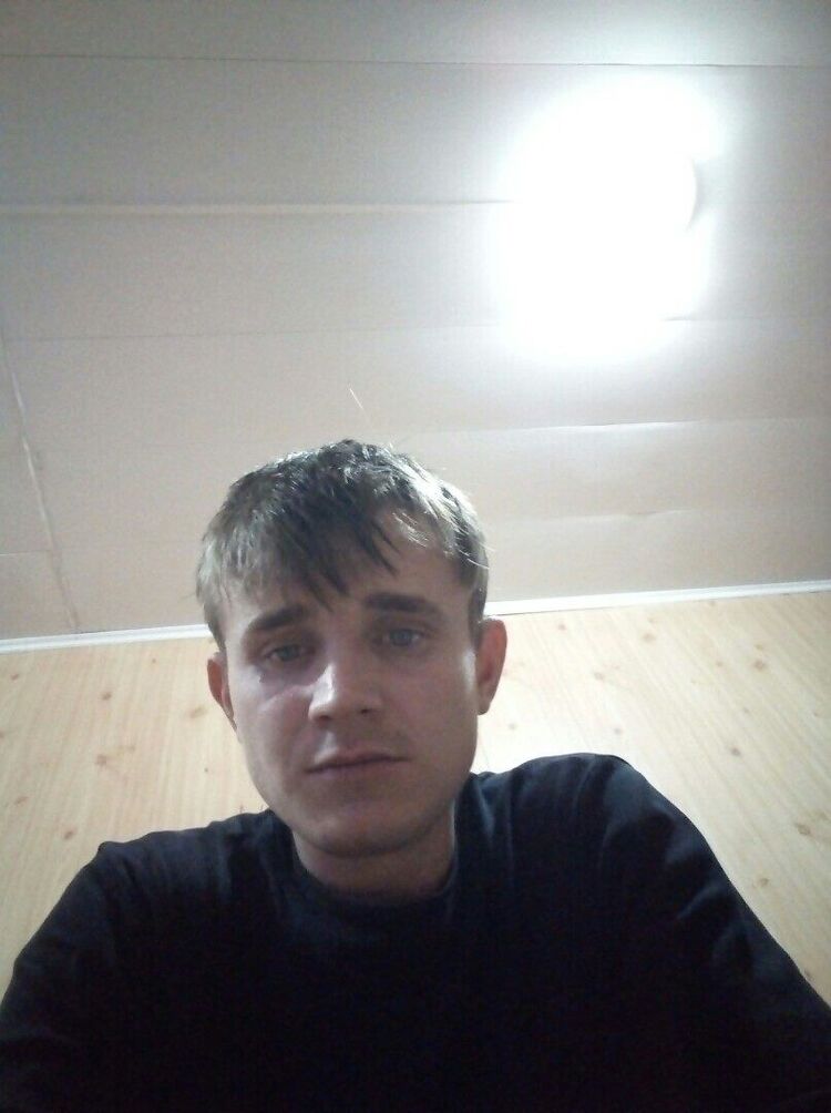  24135865  , 33 ,    