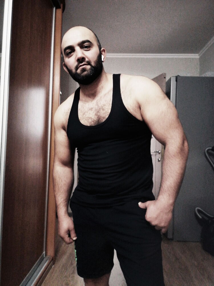   ,   Rufat, 37 ,   ,   