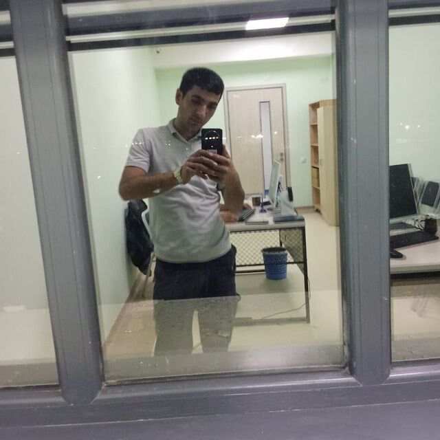  52045455  , 27 ,    