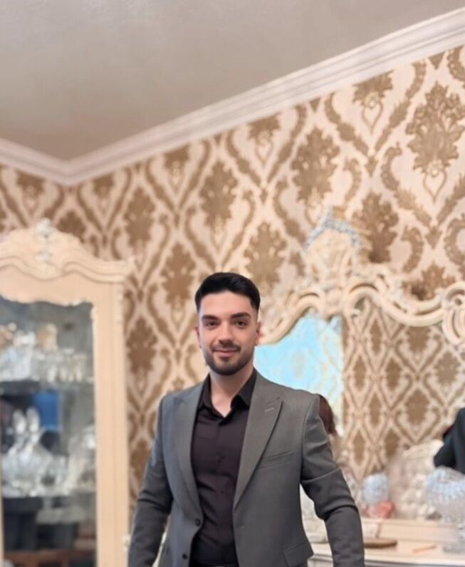  ,   Seymur, 30 ,   ,   