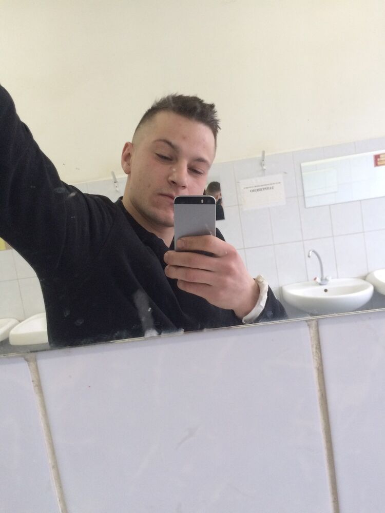  15934415  , 31 ,    