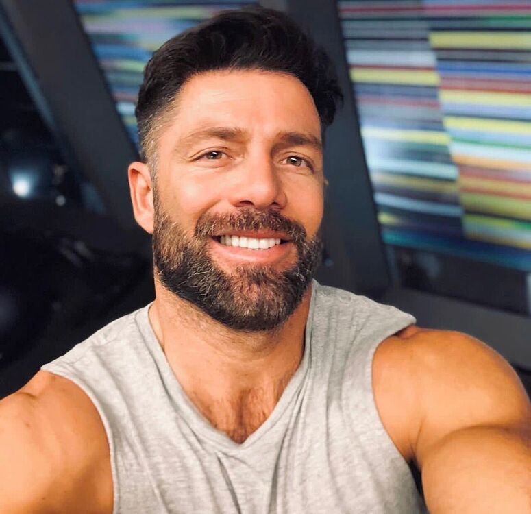  50716585  Christopher, 45 ,    Delia