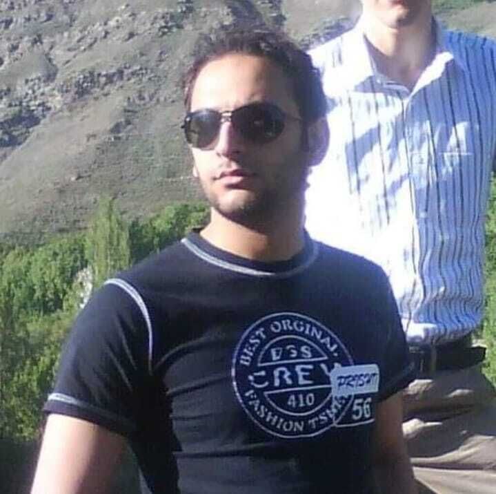  33704635  Mohsen, 39 ,    As