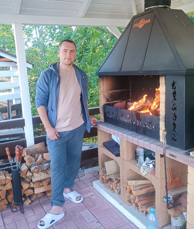  ,   Ivan, 33 ,   ,   , c , 