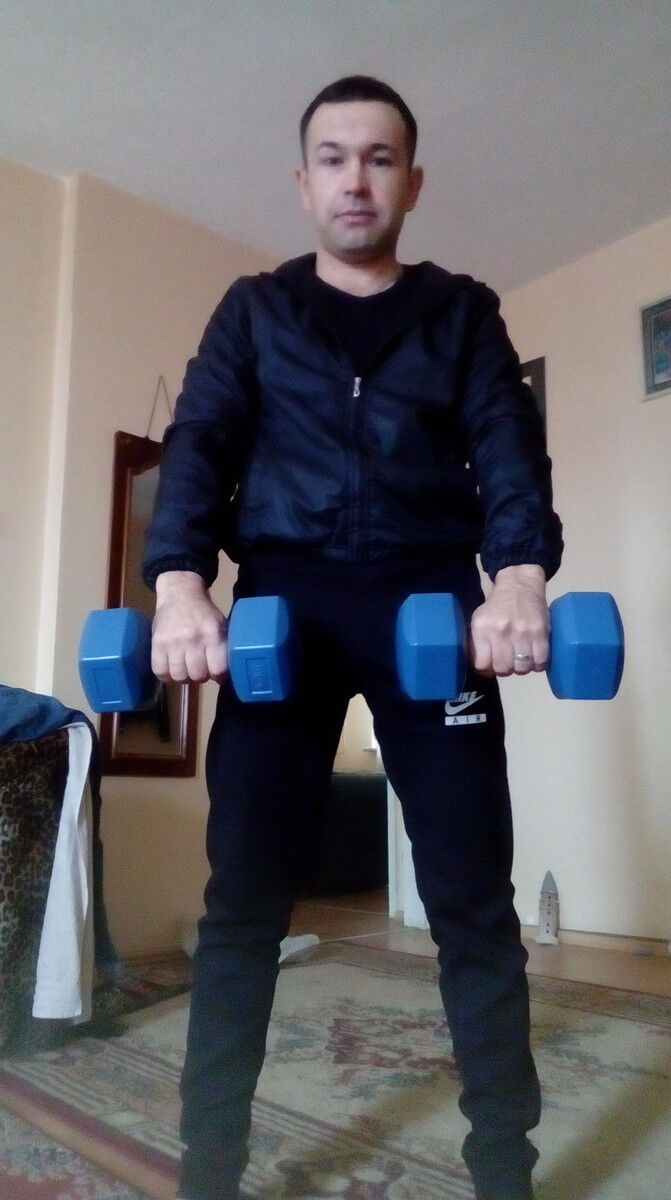  18777735  Bayram, 36 ,    