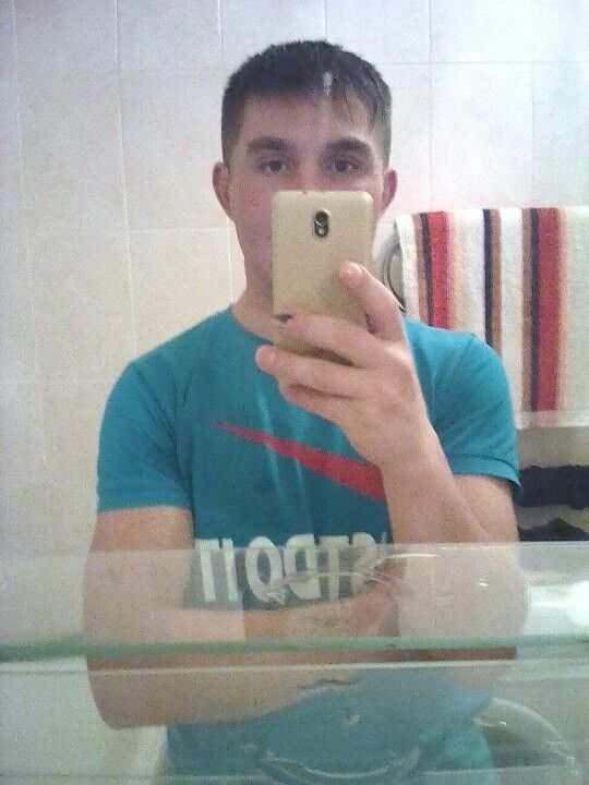  15796825  Den, 41 ,    