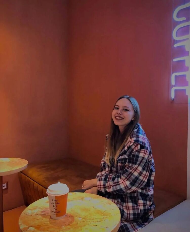  27338205  , 26 ,    -