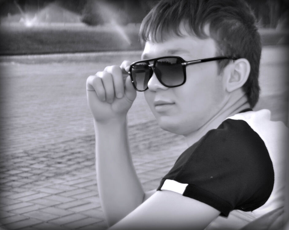  6103335  Polat, 33 ,    