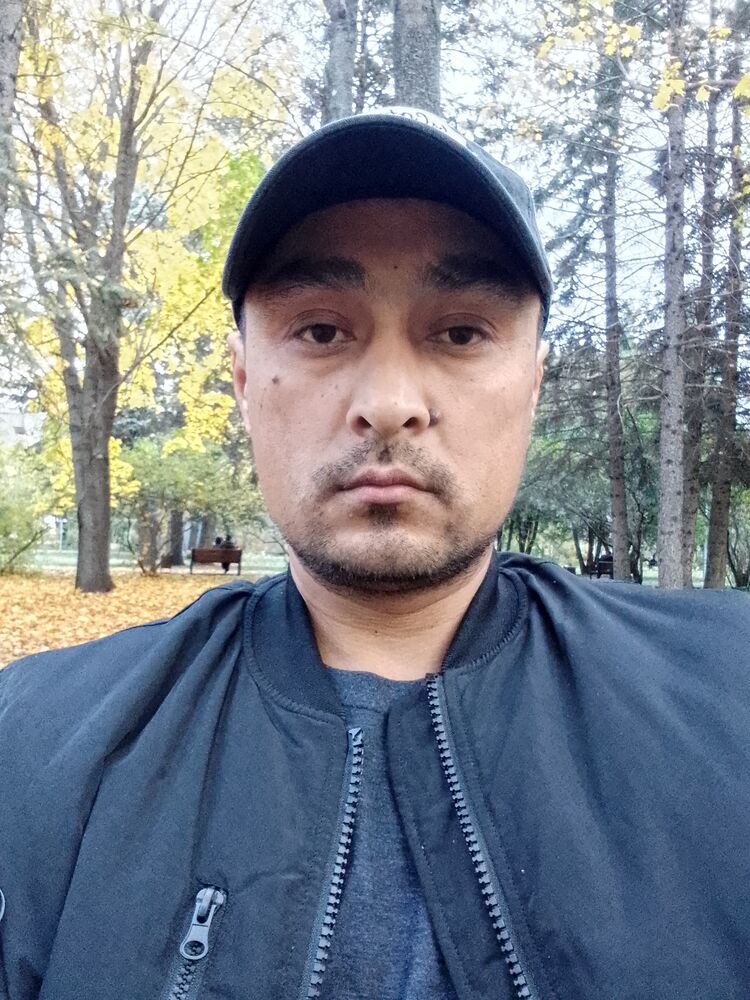  47207035  Azik, 36 ,    