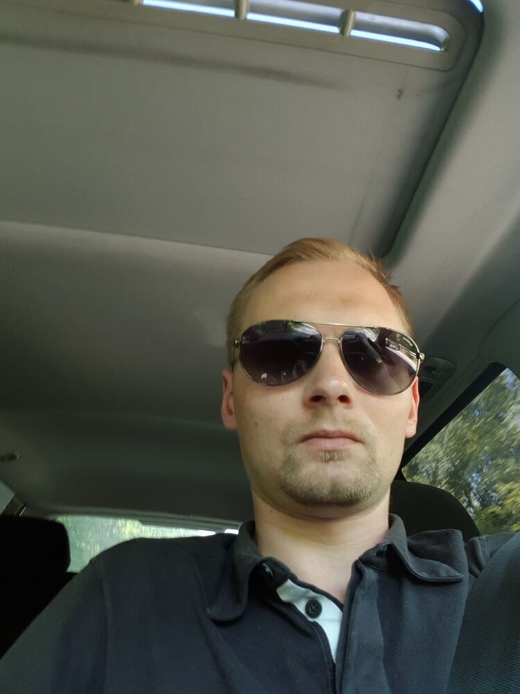  ,   Veliau, 38 ,   , 
