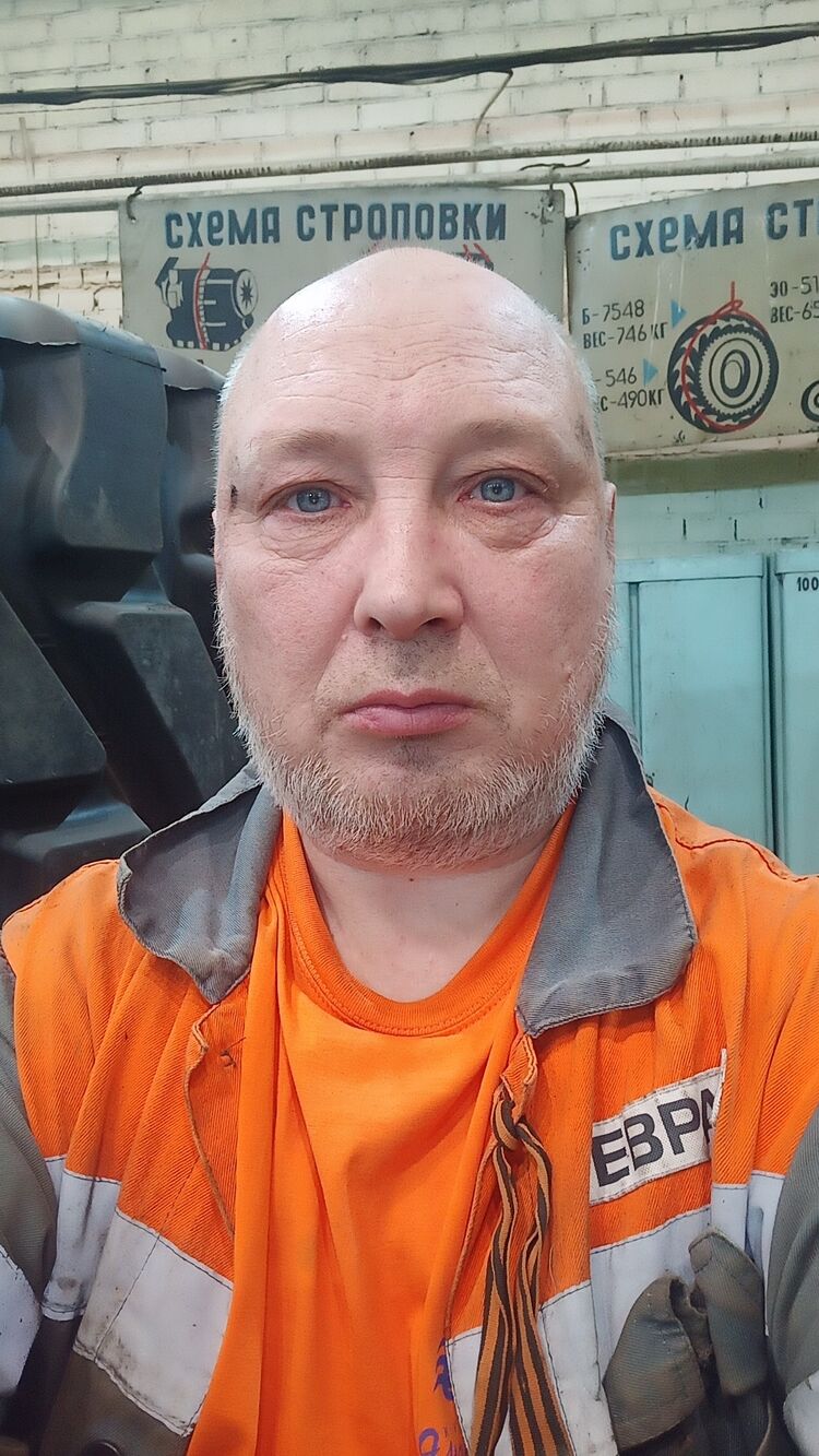  27031935  , 47 ,    