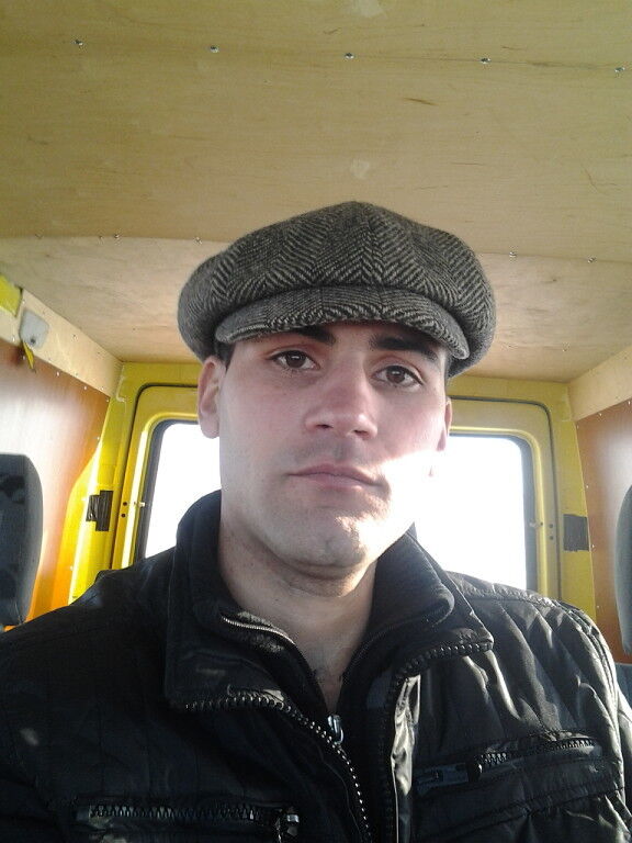  5696895  Jiovani, 47 ,    