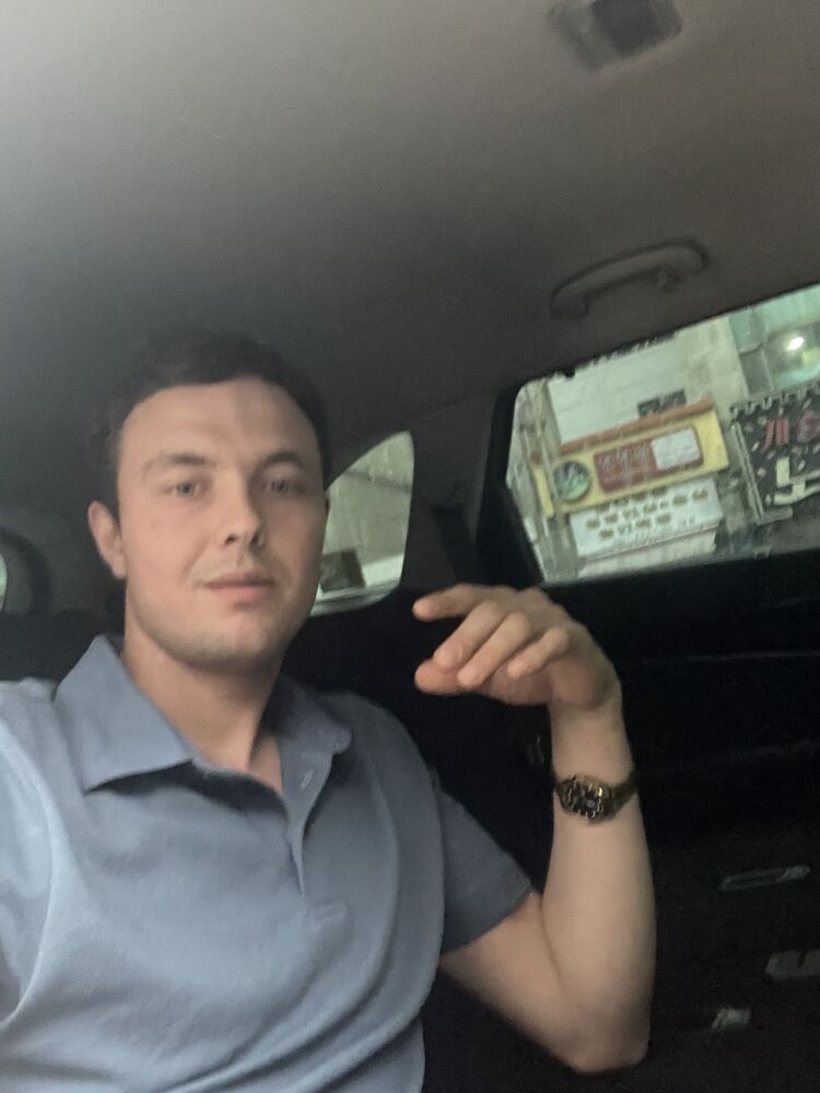  ,   Ruslan, 30 ,   ,   , c , 